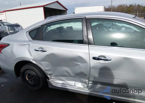 2015 Nissan Altima 2.5 S from USA, damaged, VIN 1N4AL3AP4FN867976